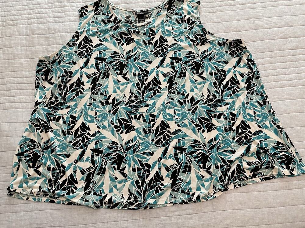 Anywear By Catherine’s Women's 4X 30/32X Abstract Sleeveless Top Stretch 117